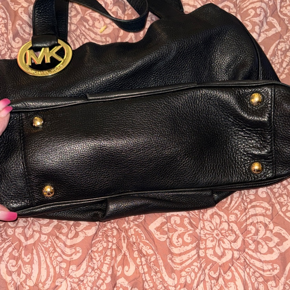 Michael Kors Black Shoulder Bag with Gold Accents - Picture 3 of 10